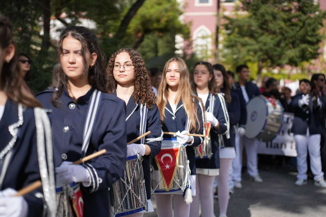Yönelt Koleji’nde Cumhuriyetin 102. Yılı Coşkuyla Kutlandı 4